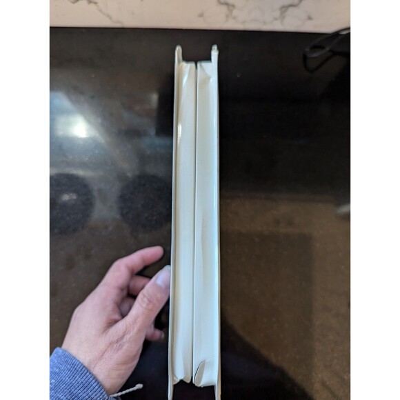 WALT DISNEY'S WINNIE THE POOH  SEASONS OF GIVING VHS - Picture 3 of 9